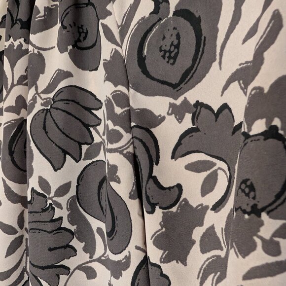 Ann Taylor Loft Pink and Gray Floral Chiffon Blouse - Picture 4 of 6